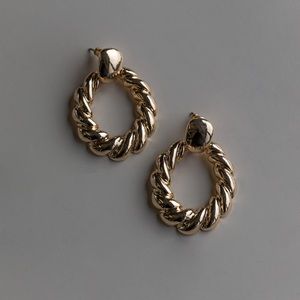 NWT Princess Polly gold hoops